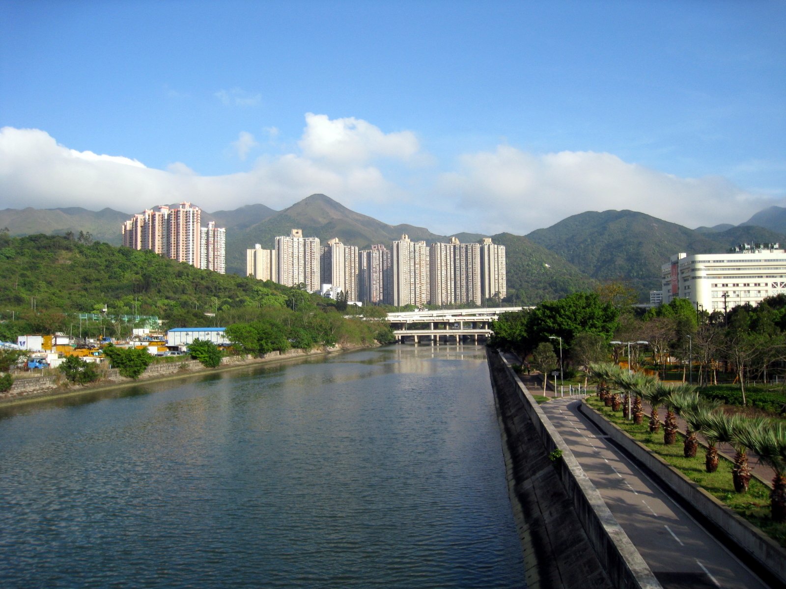 小瀝源渠及單車徑一帶實景（非項目本身）